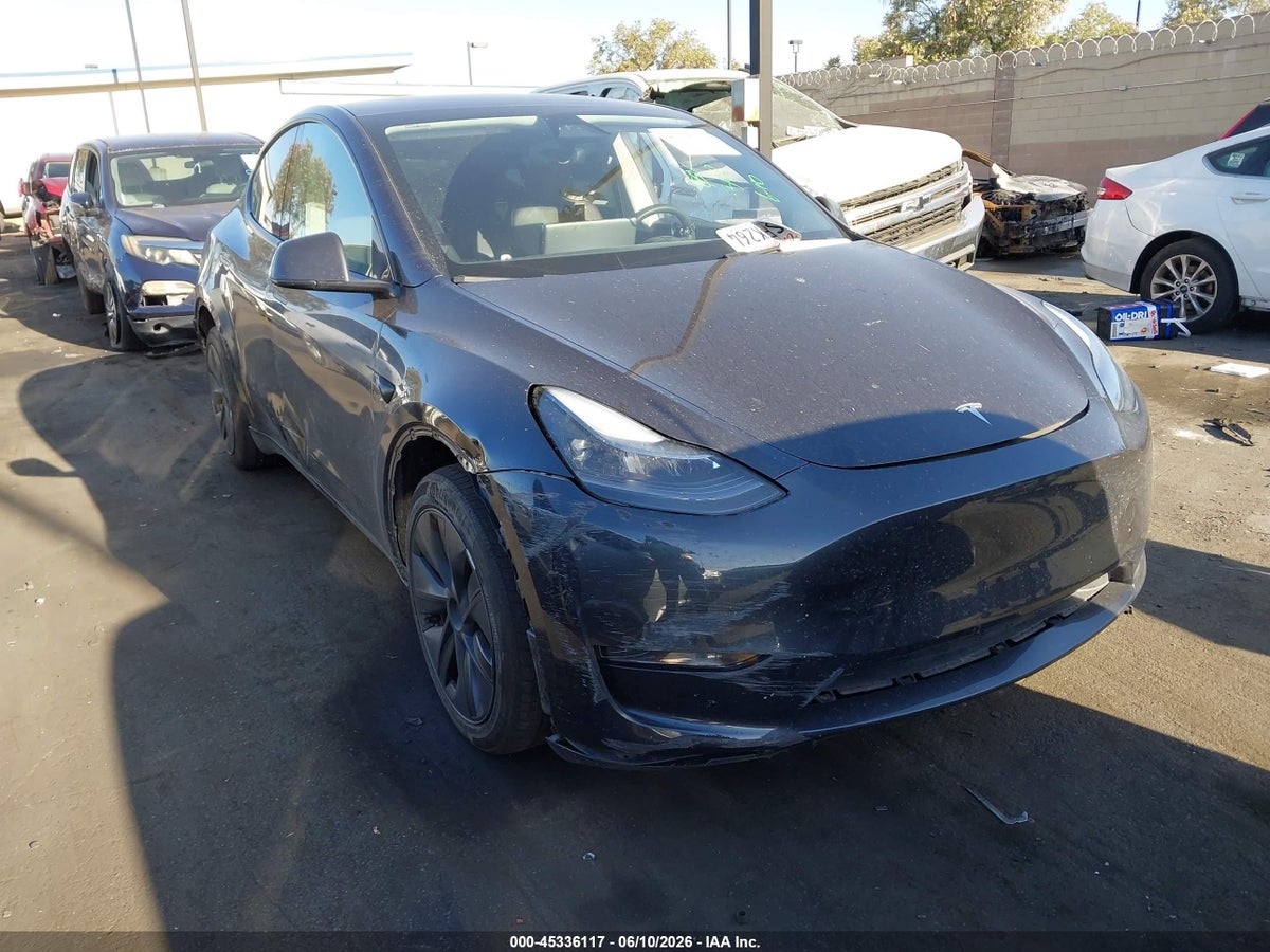 2025 TESLA MODEL Y LONG RANGE DUAL MOTOR REAR-WHEEL DRIVE