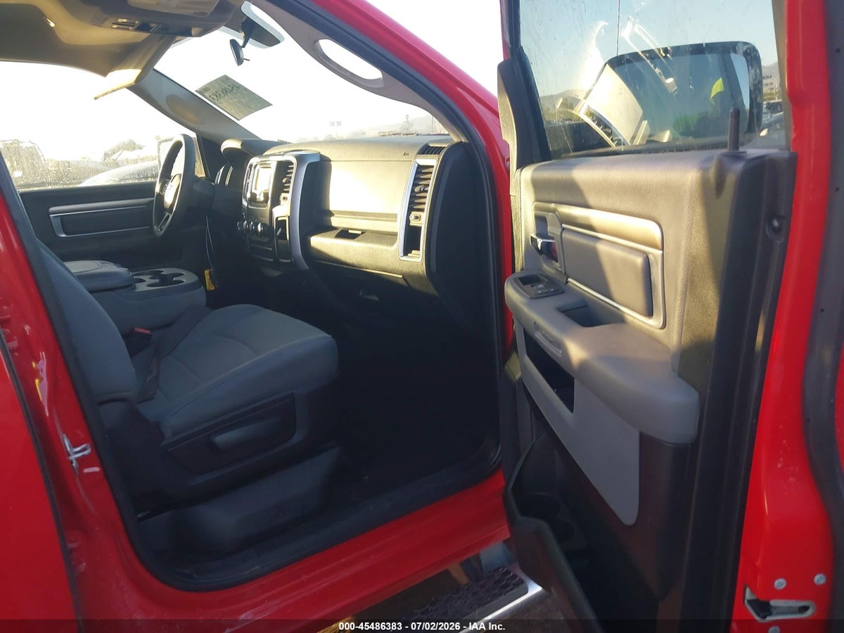 2019 RAM 1500 CLASSIC SLT 4X4 6'4 BOX — снимка 5