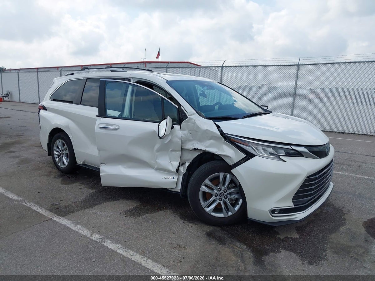 2021 TOYOTA SIENNA LIMITED