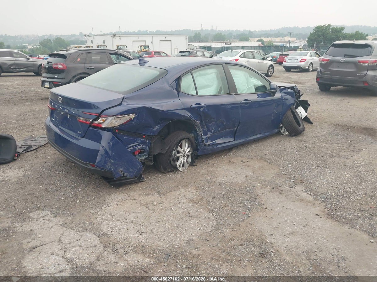 2026 TOYOTA CAMRY LE — снимка 4