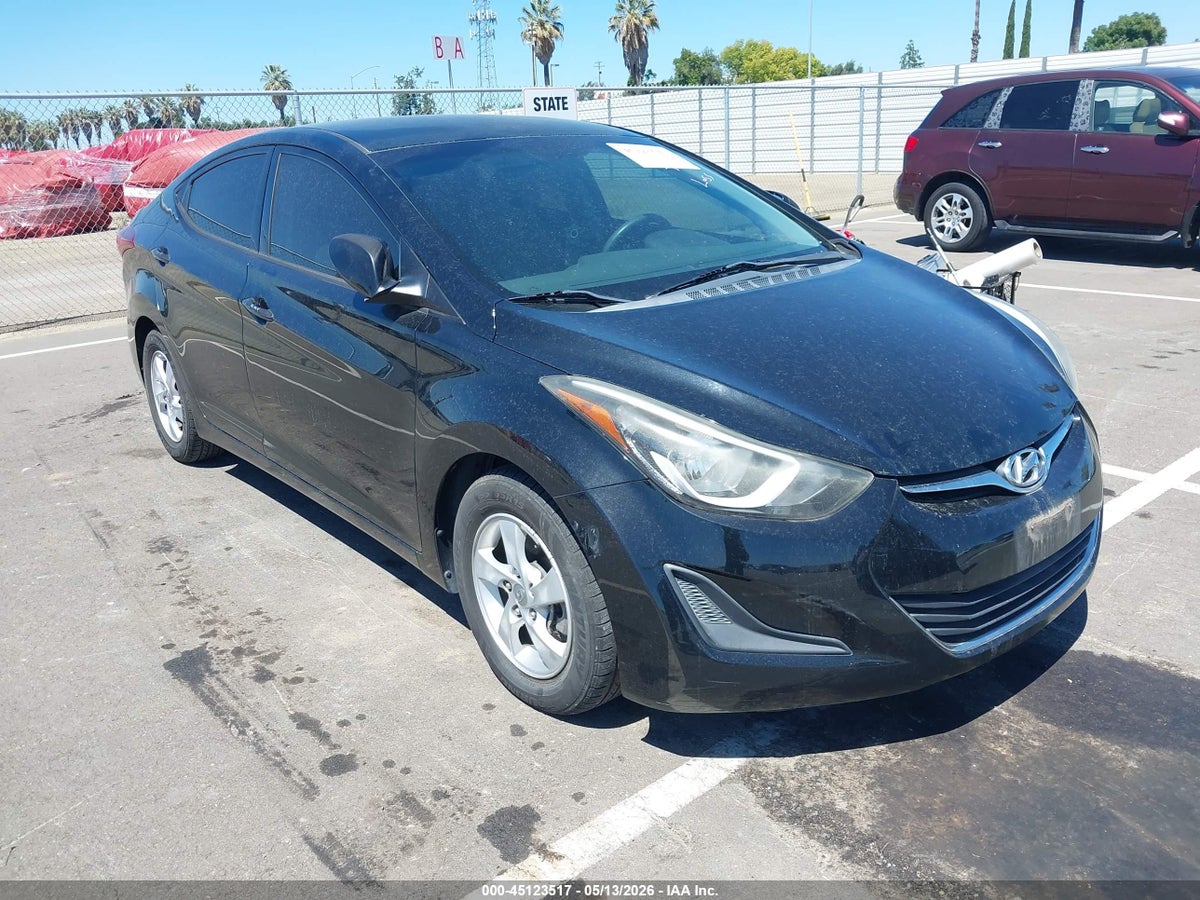 2014 HYUNDAI ELANTRA SE