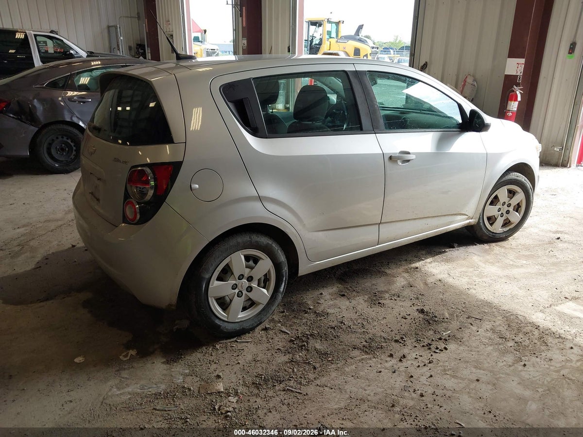 2013 CHEVROLET SONIC LS AUTO — снимка 4
