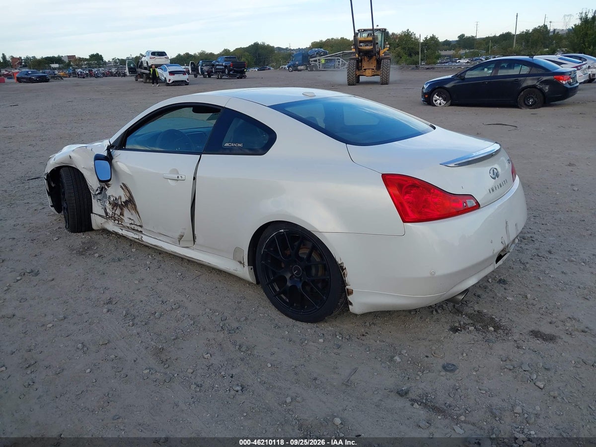 2013 INFINITI G37X — снимка 3