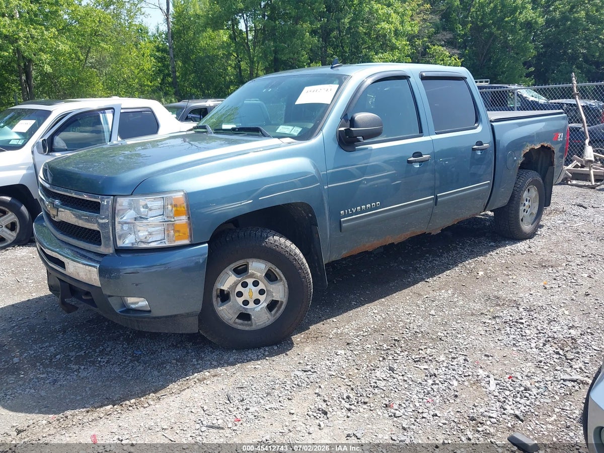 2010 CHEVROLET SILVERADO 1500 LT — снимка 2
