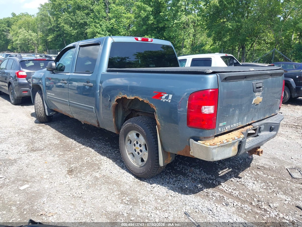 2010 CHEVROLET SILVERADO 1500 LT — снимка 3