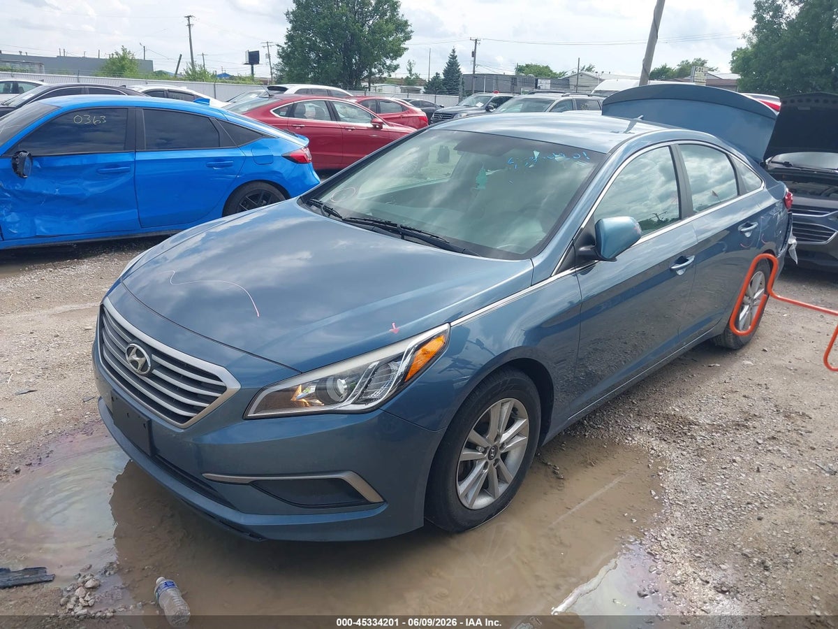 2017 HYUNDAI SONATA SE — снимка 2