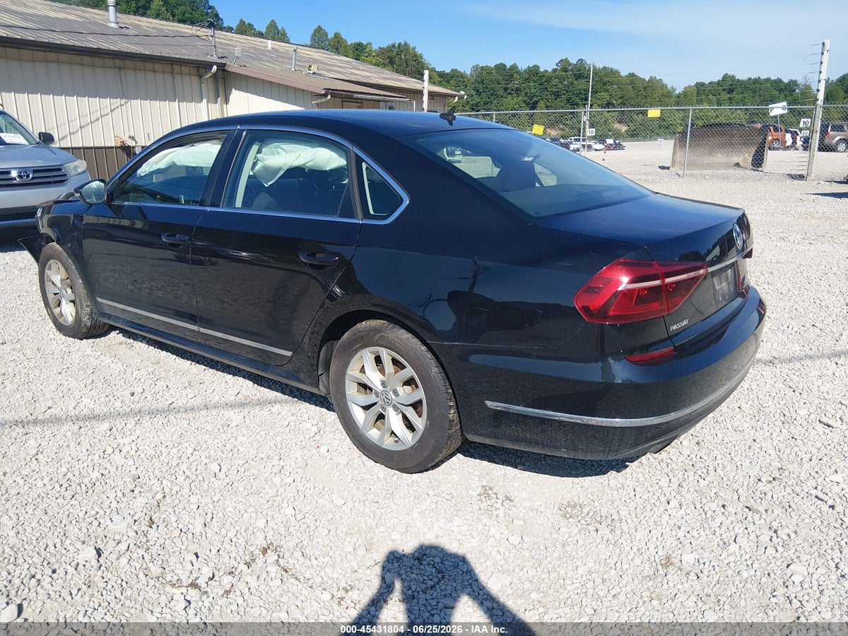 2017 VOLKSWAGEN PASSAT 1.8T S — снимка 3