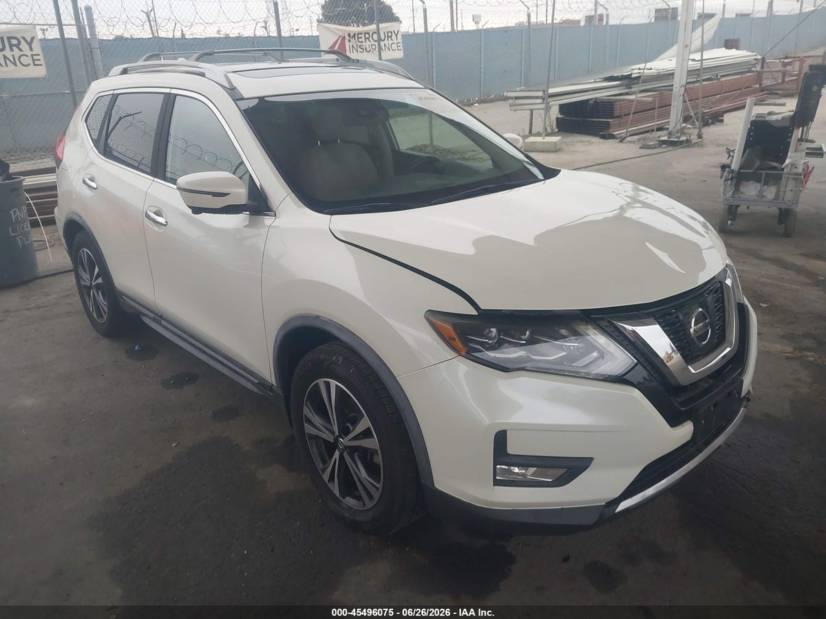 2017 NISSAN ROGUE SL