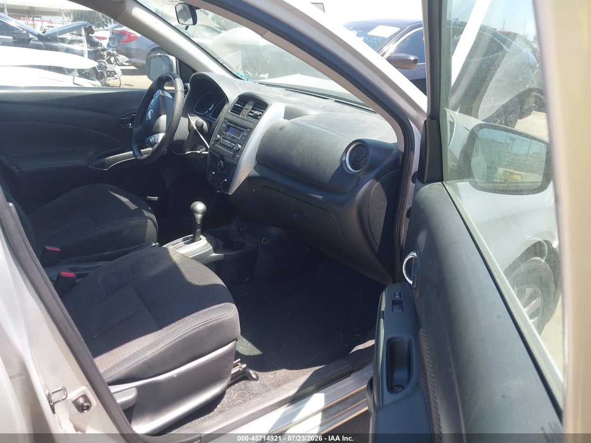 2018 NISSAN VERSA 1.6 SV — снимка 5
