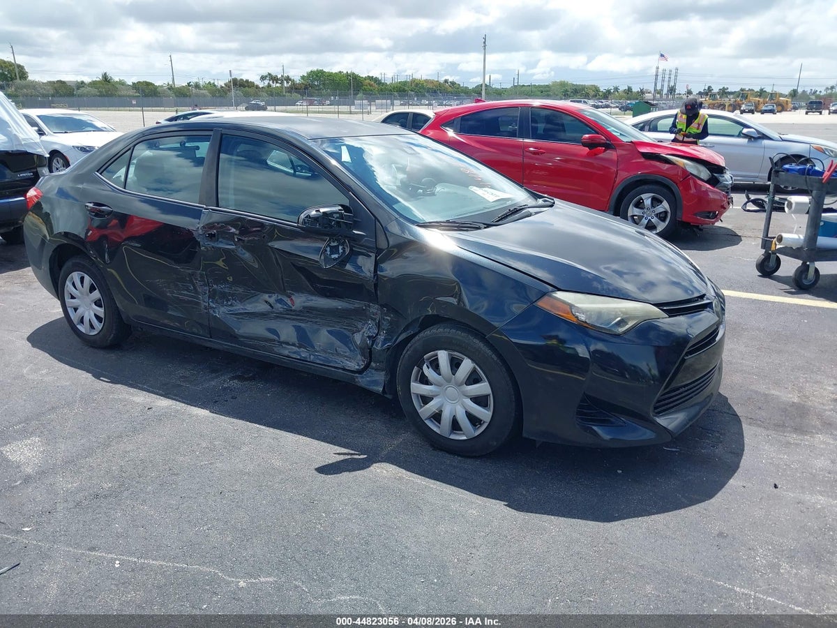 2017 TOYOTA COROLLA LE
