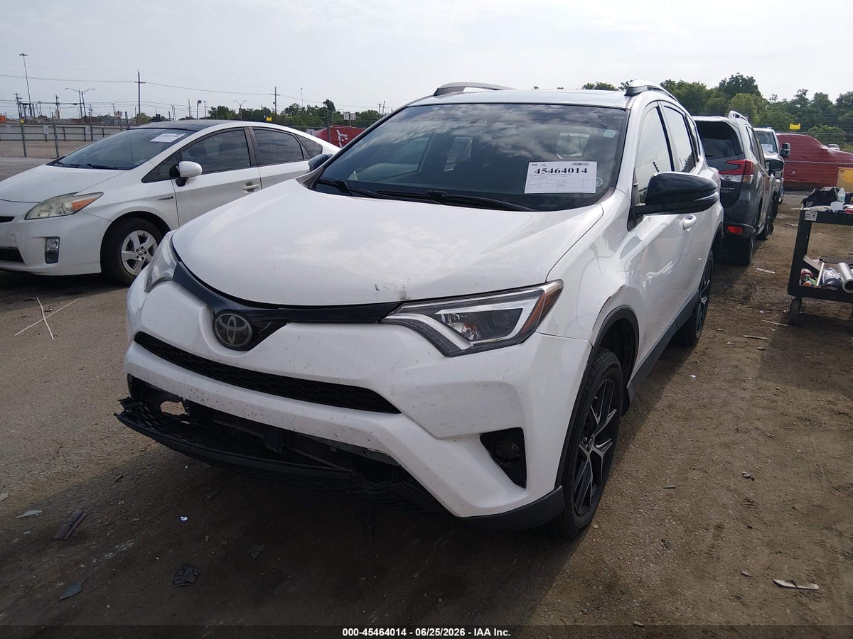 2018 TOYOTA RAV4 SE — снимка 2