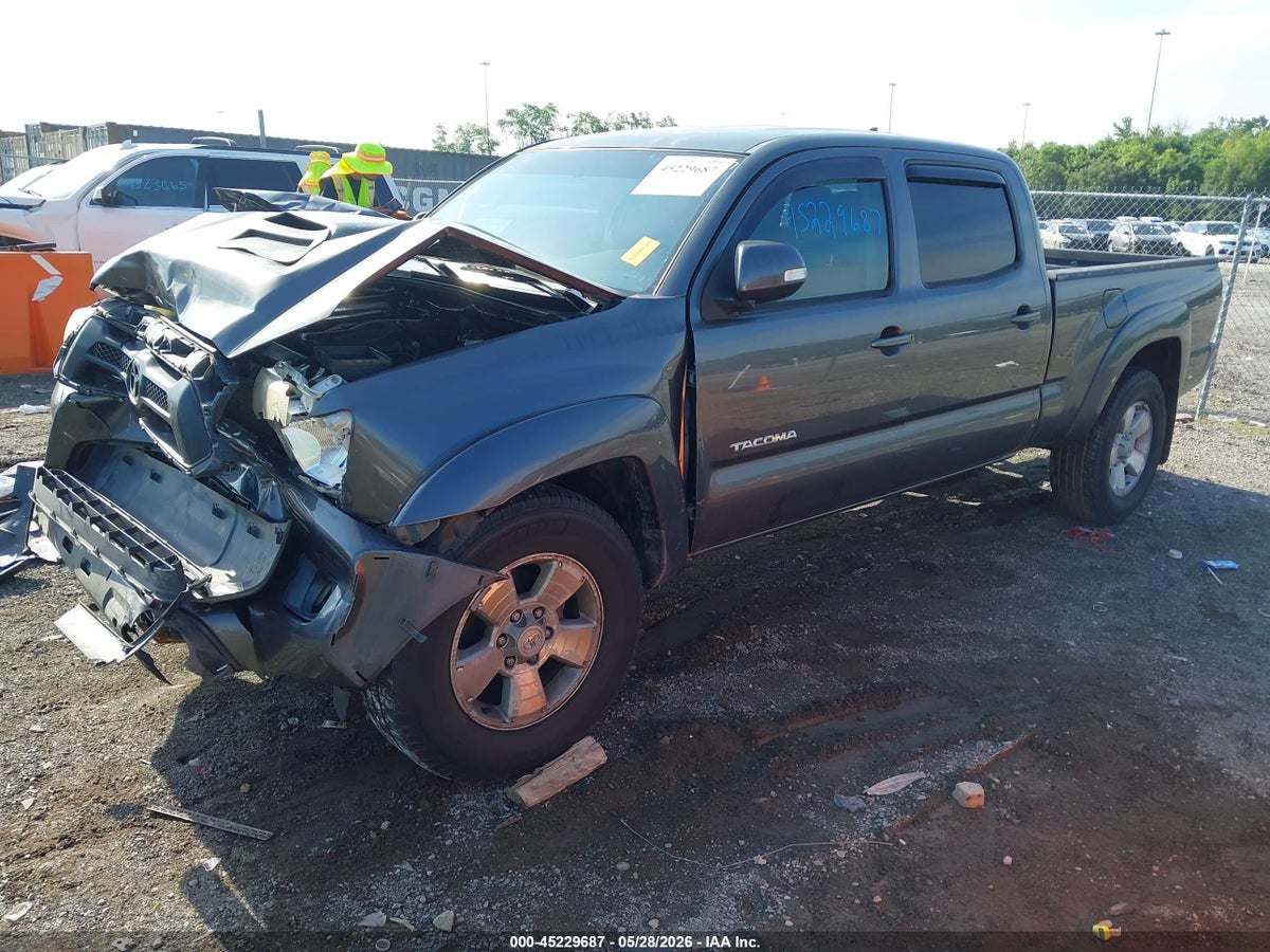 2013 TOYOTA TACOMA BASE V6 — снимка 2