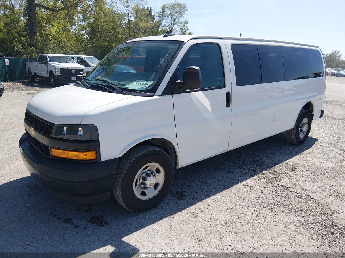 2019 CHEVROLET EXPRESS 3500 LS — снимка 2