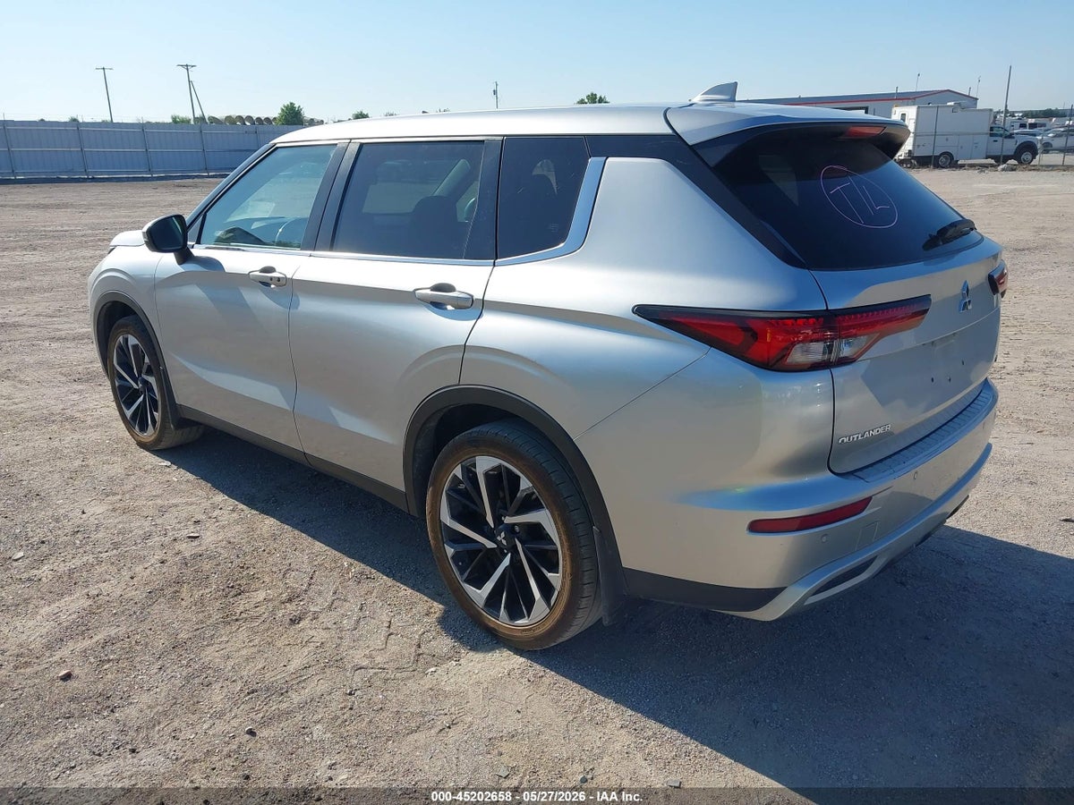 2022 MITSUBISHI OUTLANDER SE 2.5 S-AWC — снимка 3