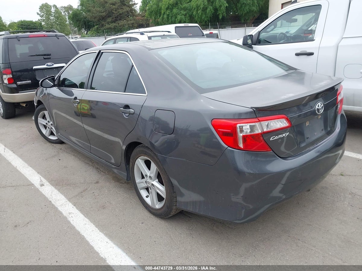 2012 TOYOTA CAMRY SE — снимка 3
