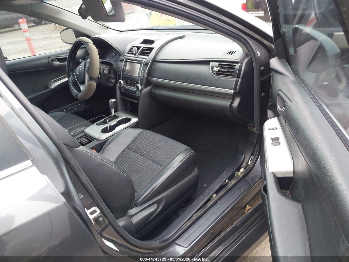 2012 TOYOTA CAMRY SE — снимка 5