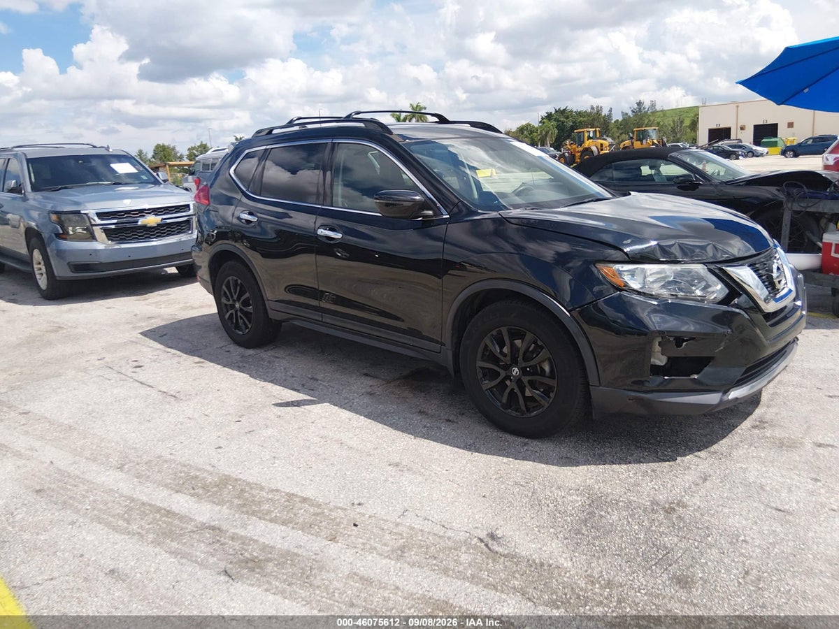 2017 NISSAN ROGUE SV