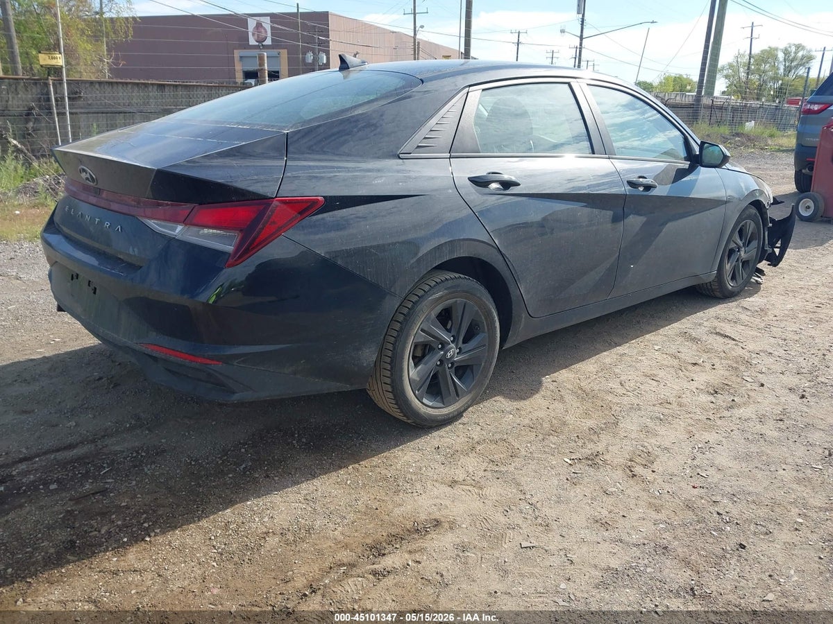 2021 HYUNDAI ELANTRA SEL — снимка 4