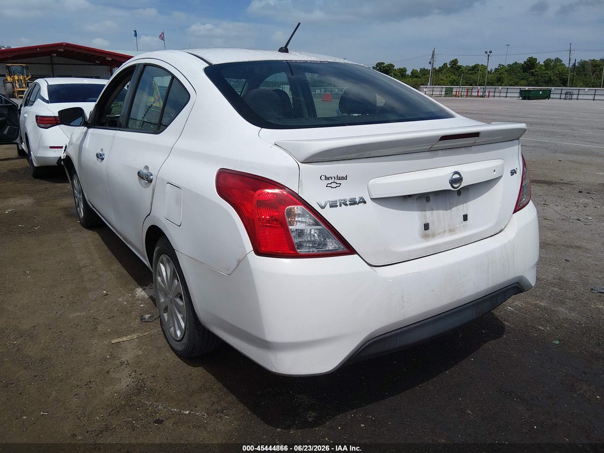 2018 NISSAN VERSA 1.6 SV — снимка 3