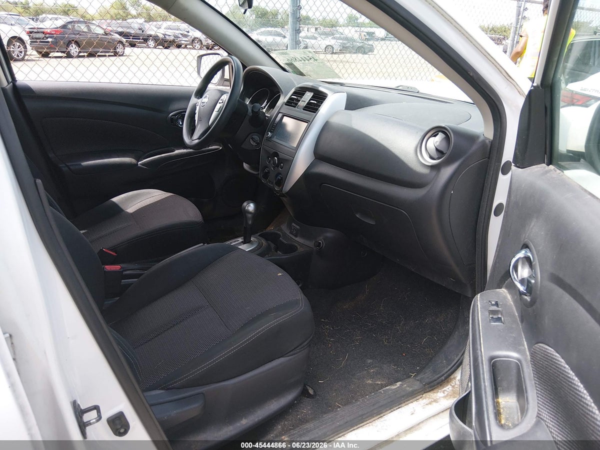 2018 NISSAN VERSA 1.6 SV — снимка 5