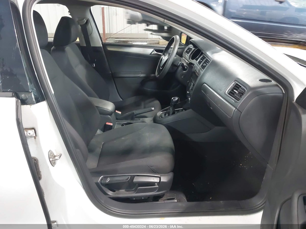 2015 VOLKSWAGEN JETTA 1.8T SE — снимка 5
