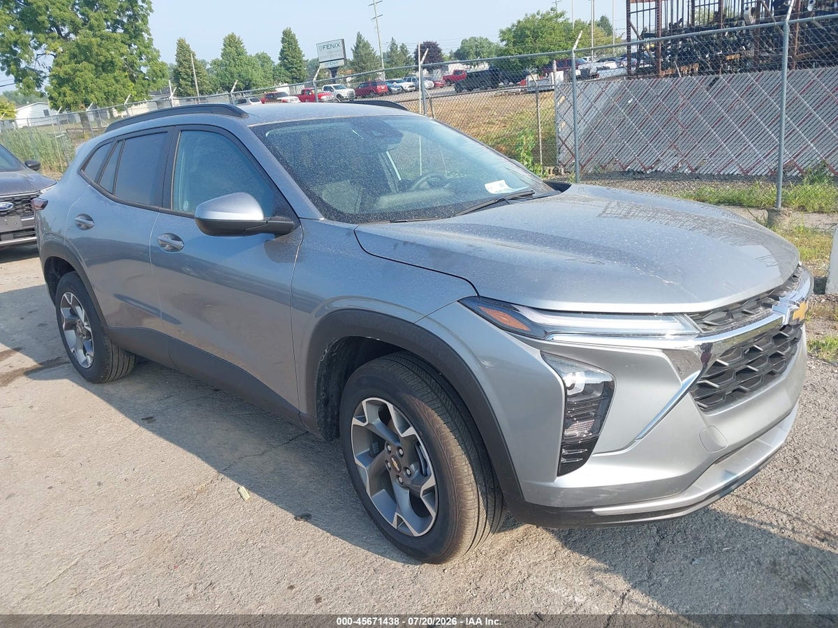 2026 CHEVROLET TRAX FWD LT