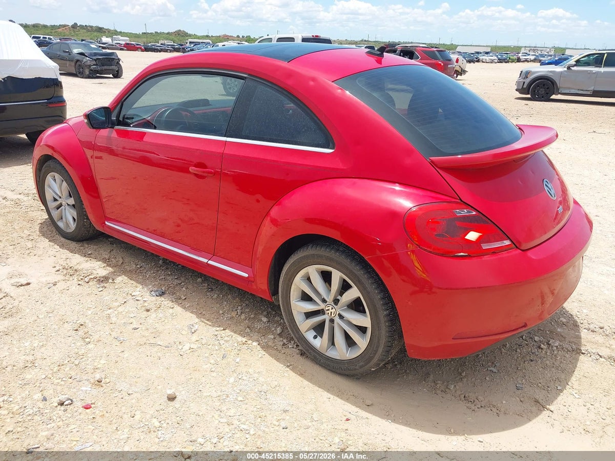 2013 VOLKSWAGEN BEETLE 2.0L TDI — снимка 3