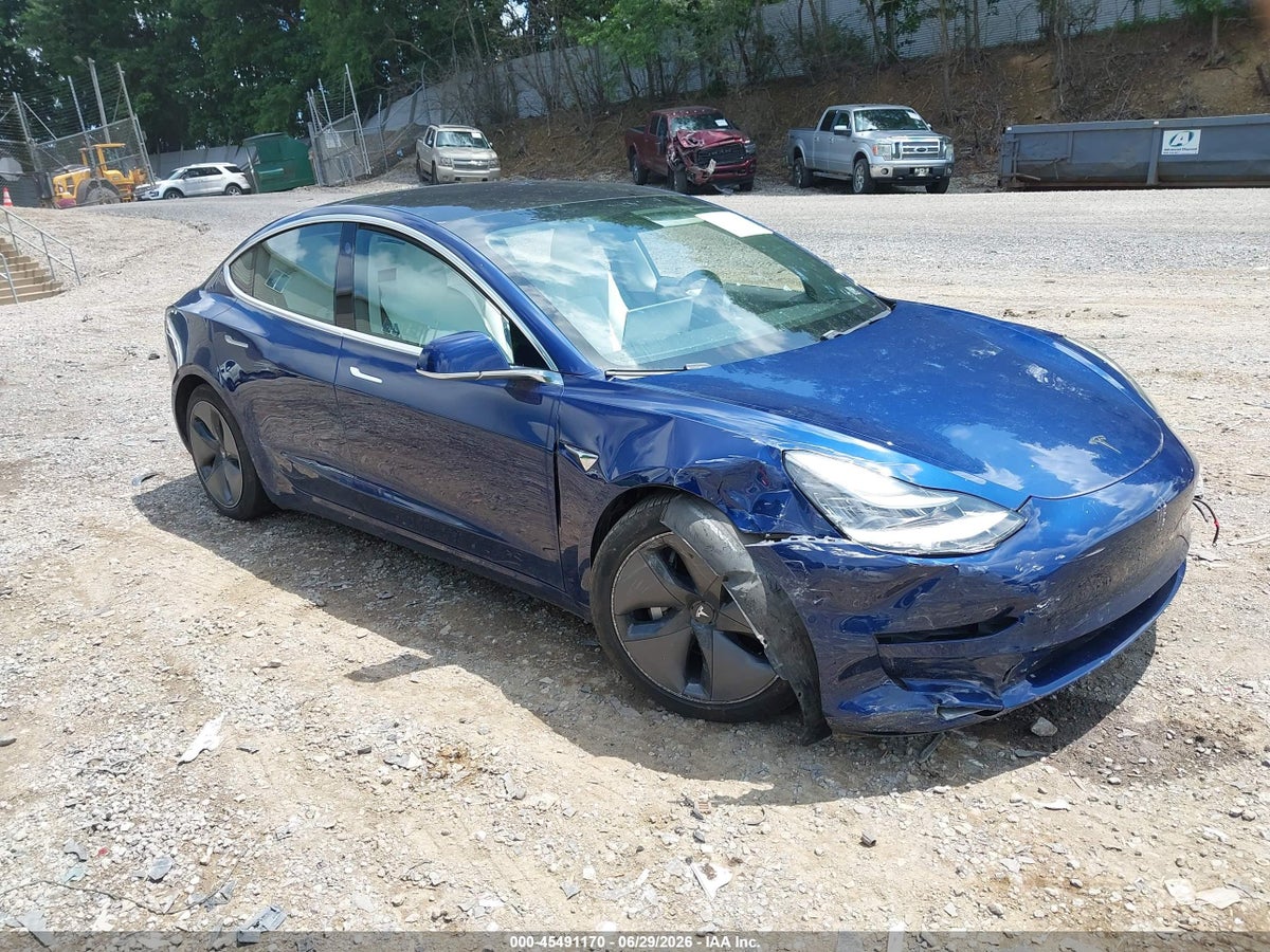 2018 TESLA MODEL 3 LONG RANGE/PERFORMANCE