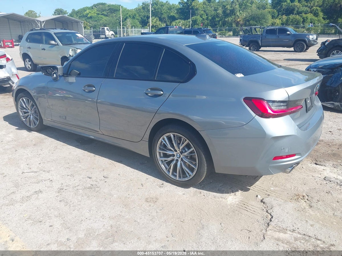 2023 BMW 330I — снимка 3