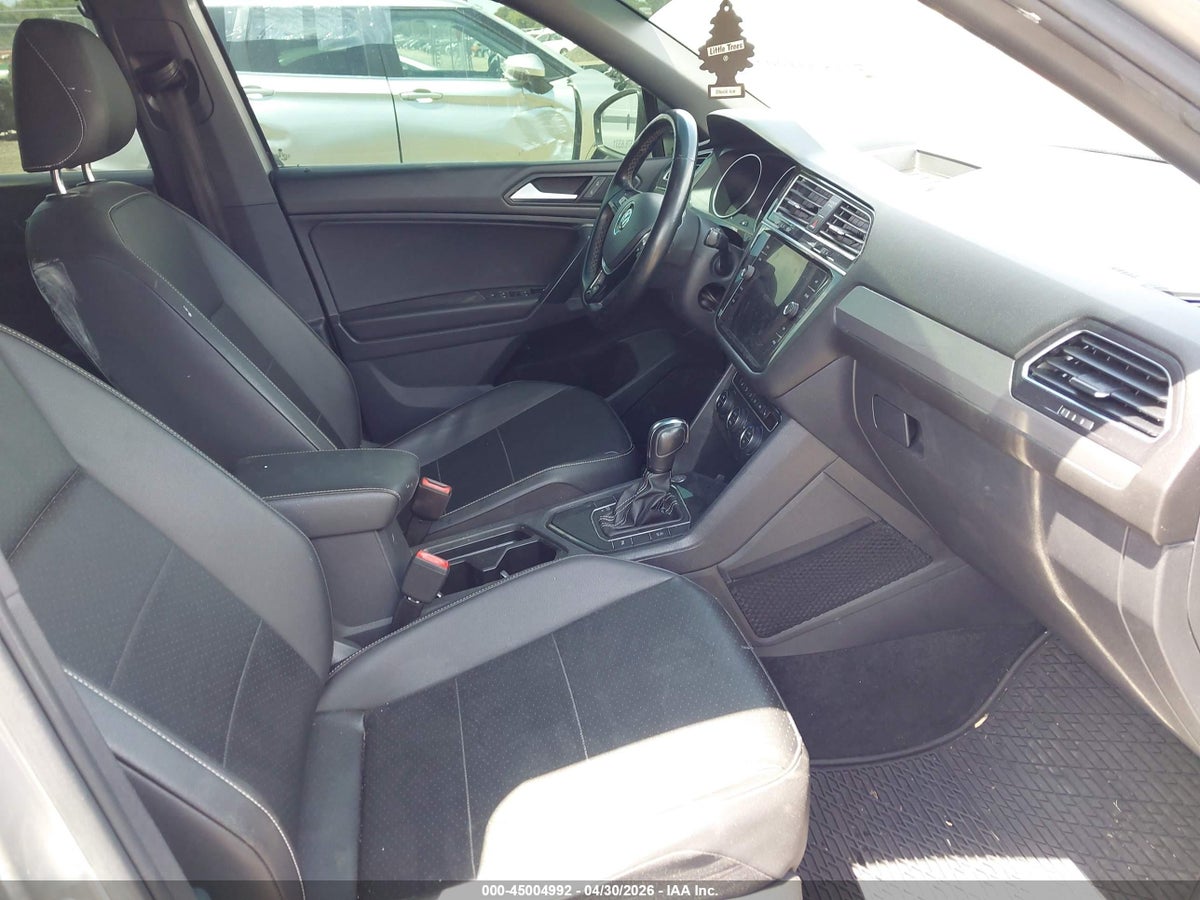 2021 VOLKSWAGEN TIGUAN 2.0T SE/2.0T SE R-LINE BLACK/2.0T SEL — снимка 5
