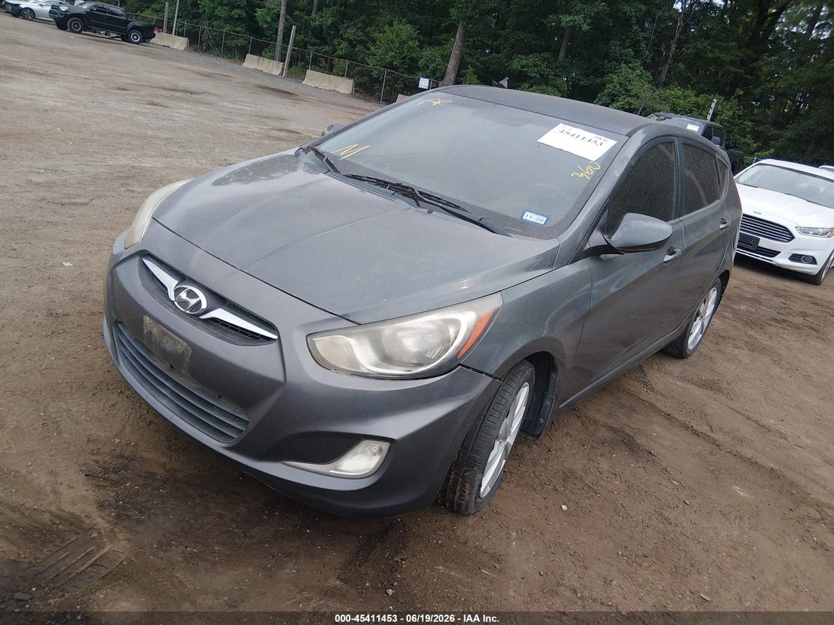 2012 HYUNDAI ACCENT SE — снимка 2