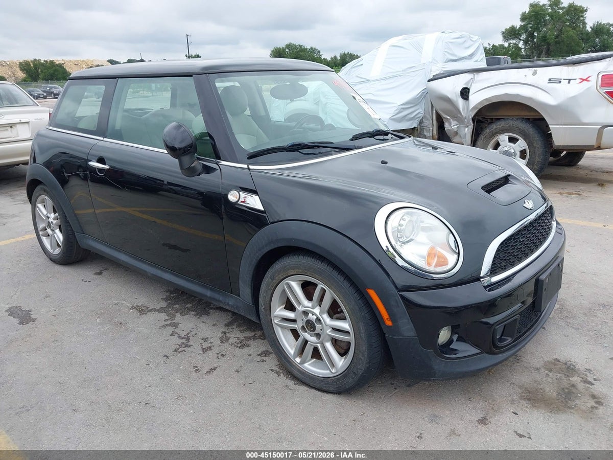 2012 MINI COOPER S
