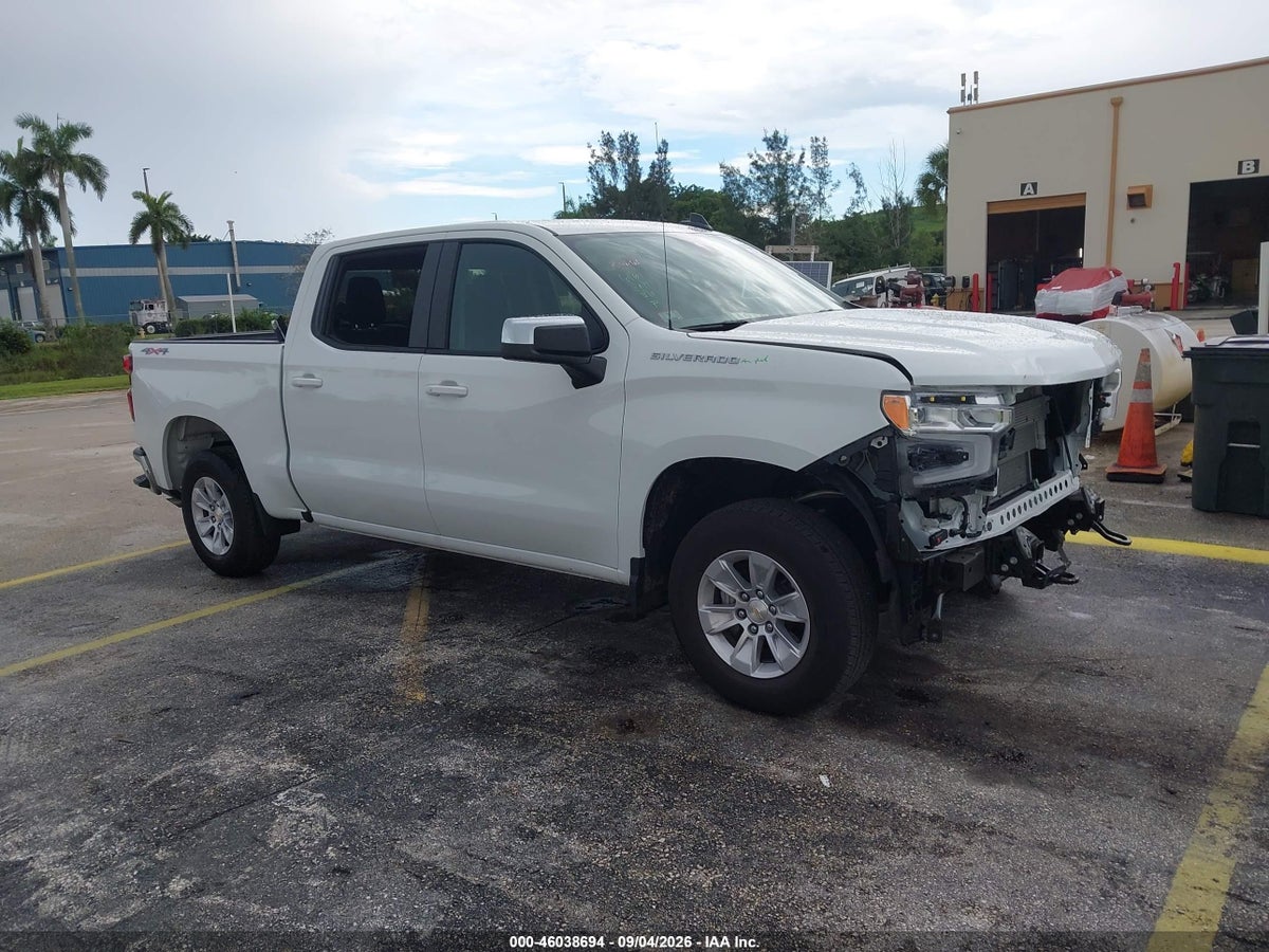 2026 CHEVROLET SILVERADO 1500 4WD STANDARD BED LT