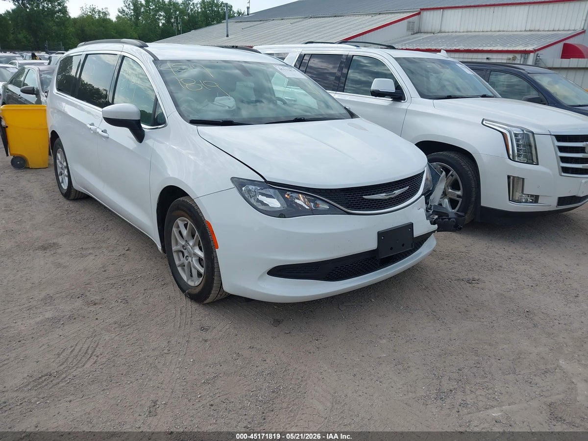 2021 CHRYSLER VOYAGER LXI