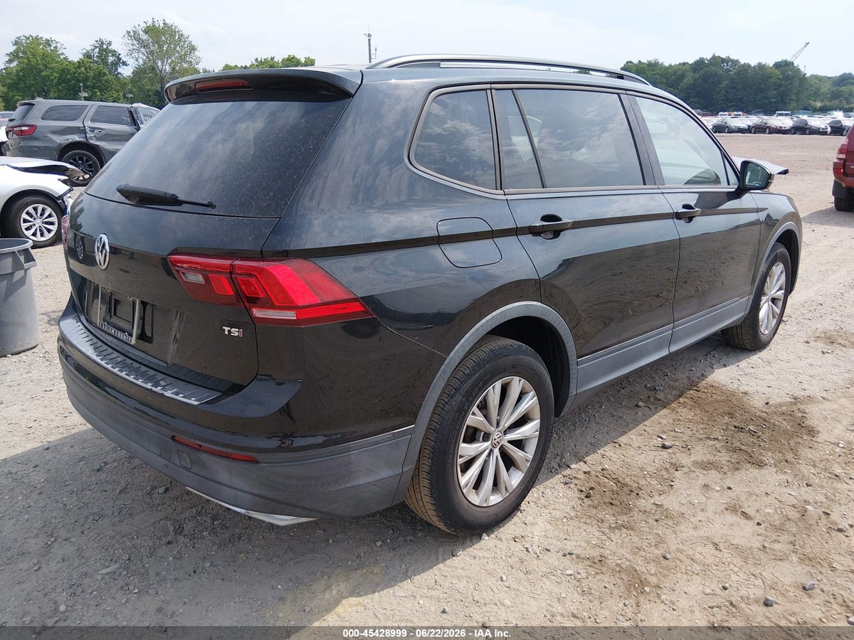2018 VOLKSWAGEN TIGUAN 2.0T S — снимка 4