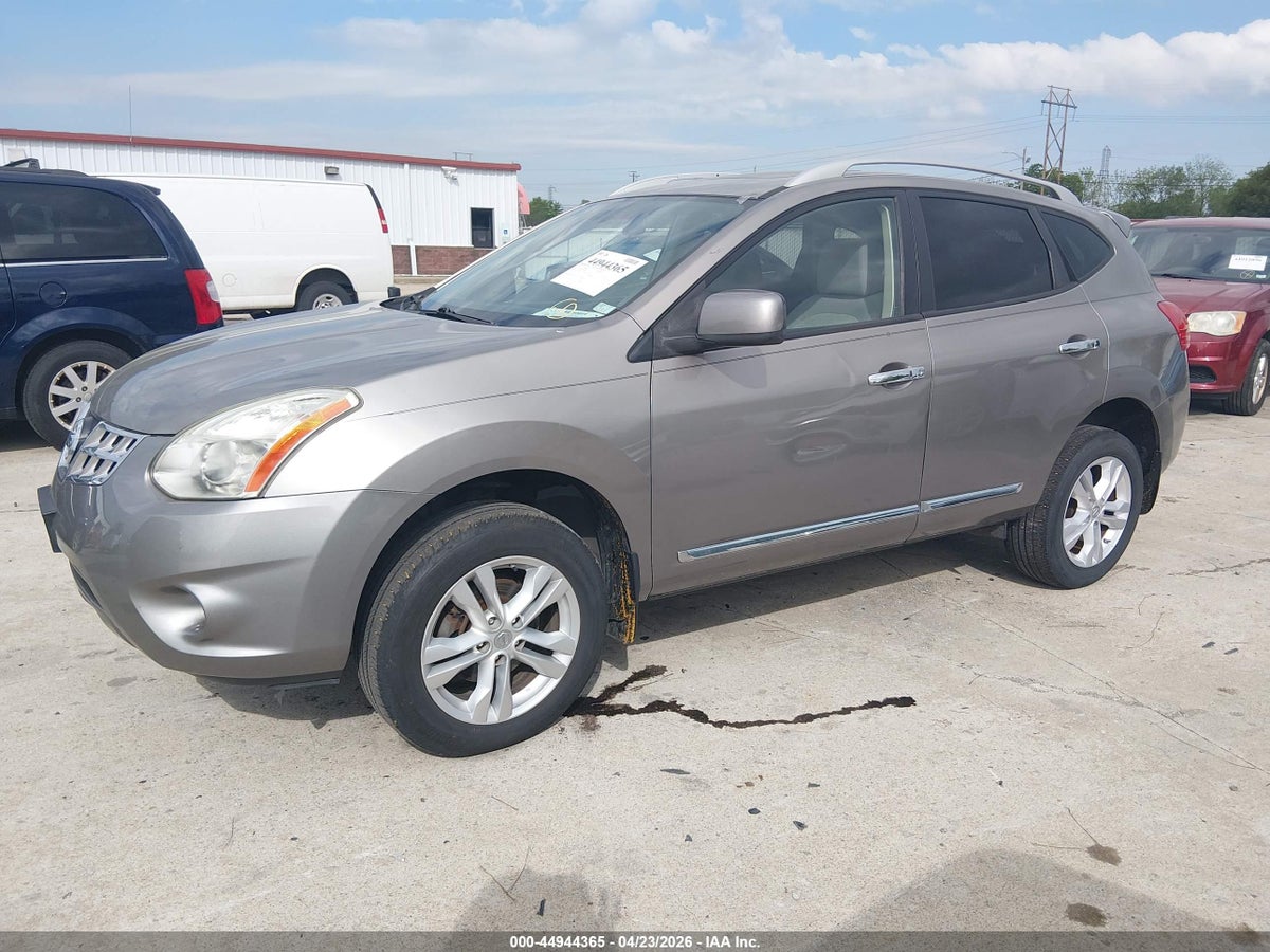 2012 NISSAN ROGUE SV — снимка 2