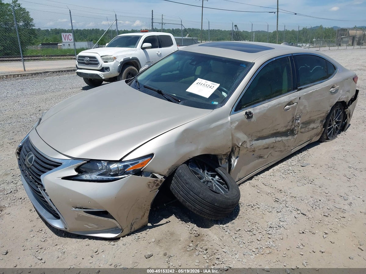 2016 LEXUS ES 350 — снимка 2