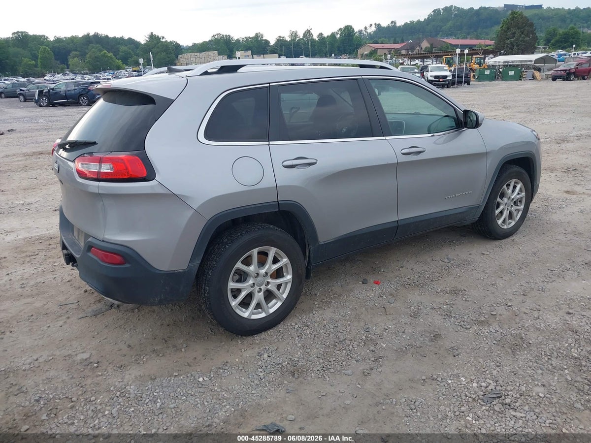 2017 JEEP CHEROKEE LATITUDE 4X4 — снимка 4