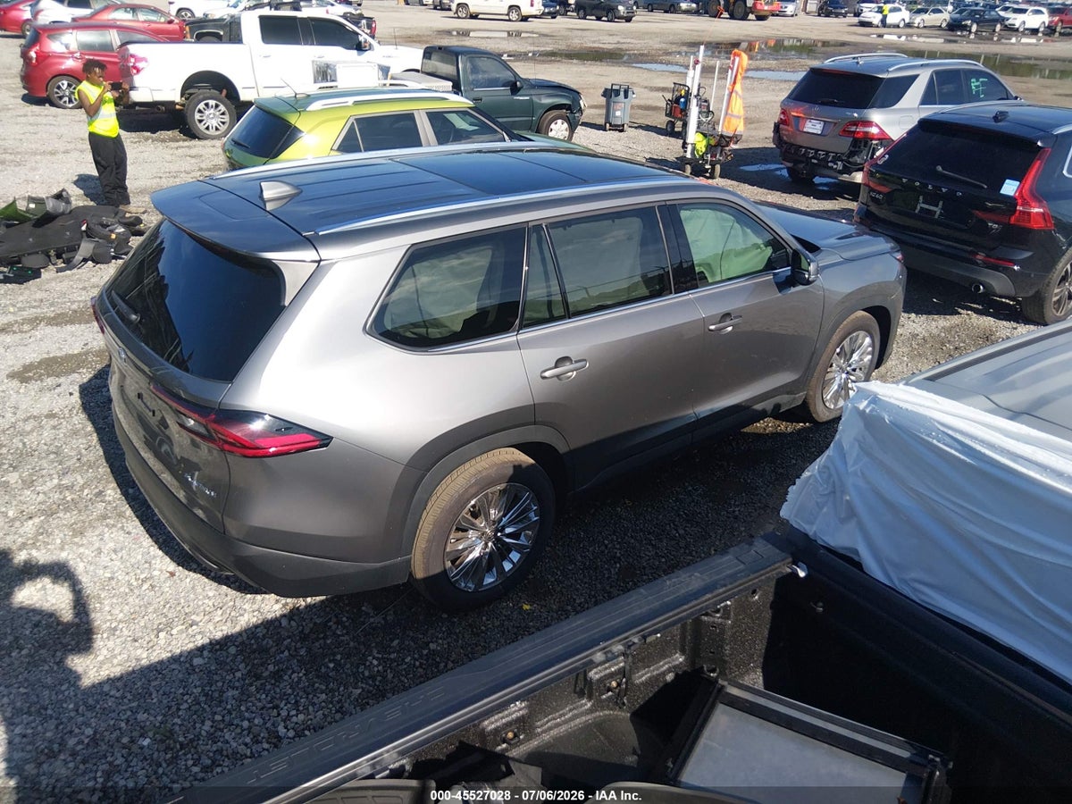 2025 TOYOTA GRAND HIGHLANDER PLATINUM — снимка 4