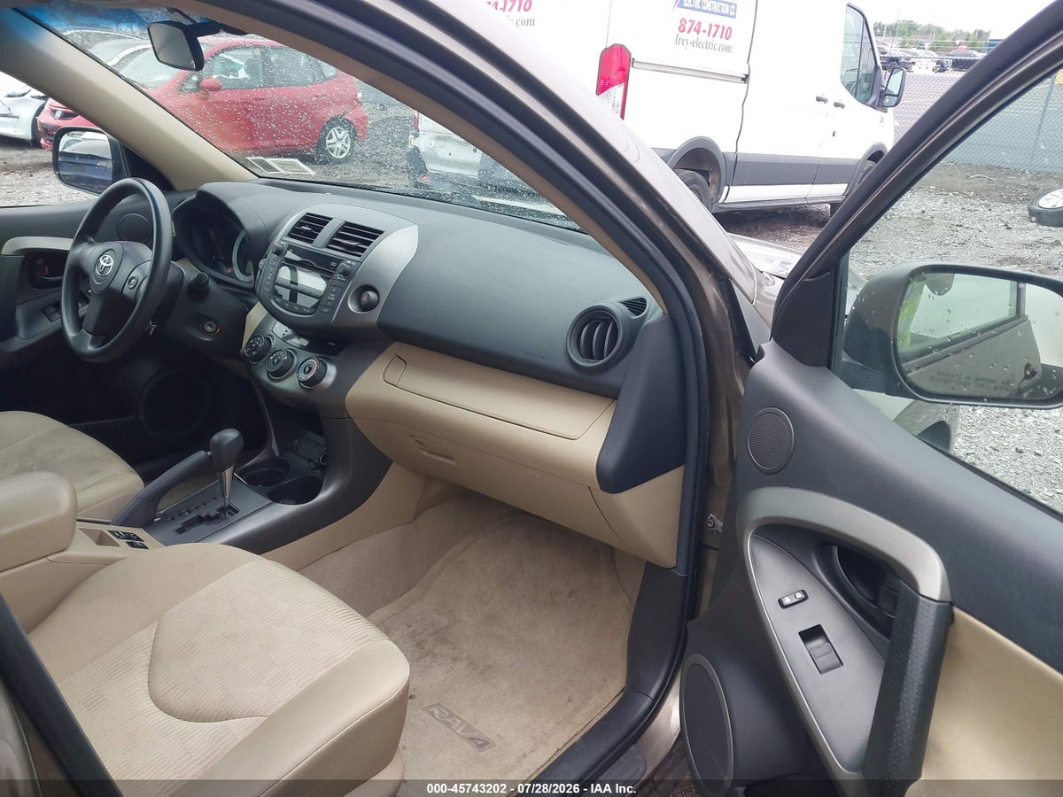 2011 TOYOTA RAV4 — снимка 5