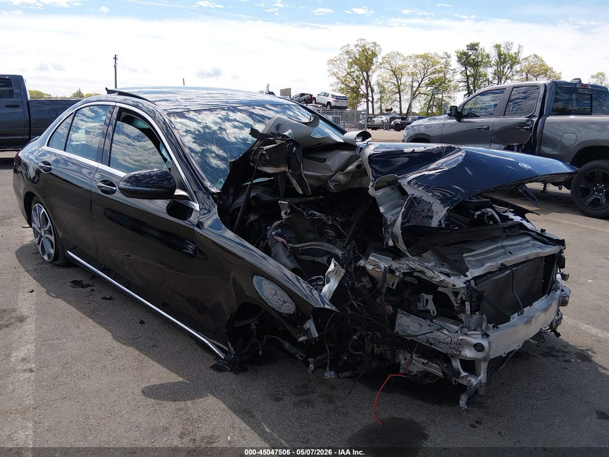 2016 MERCEDES-BENZ C-CLASS C 300