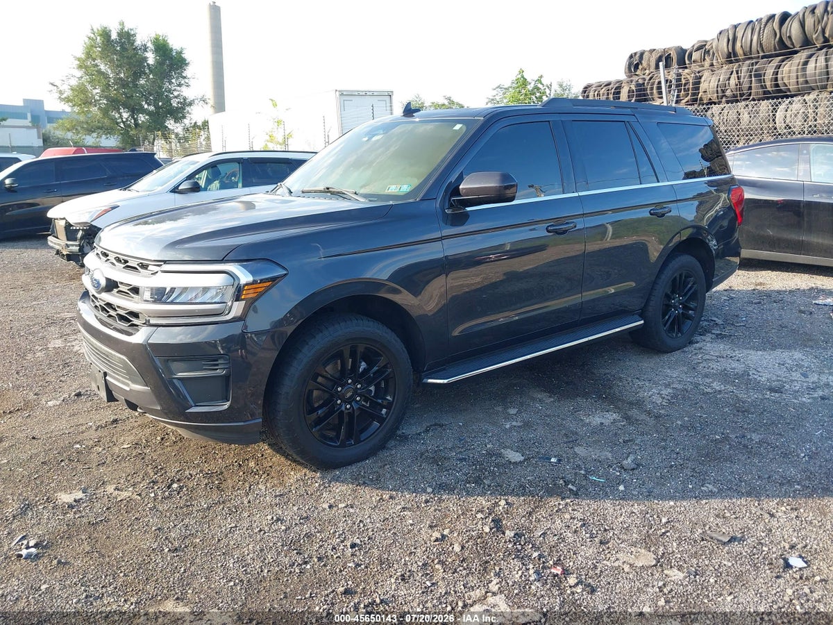 2022 FORD EXPEDITION XLT — снимка 2