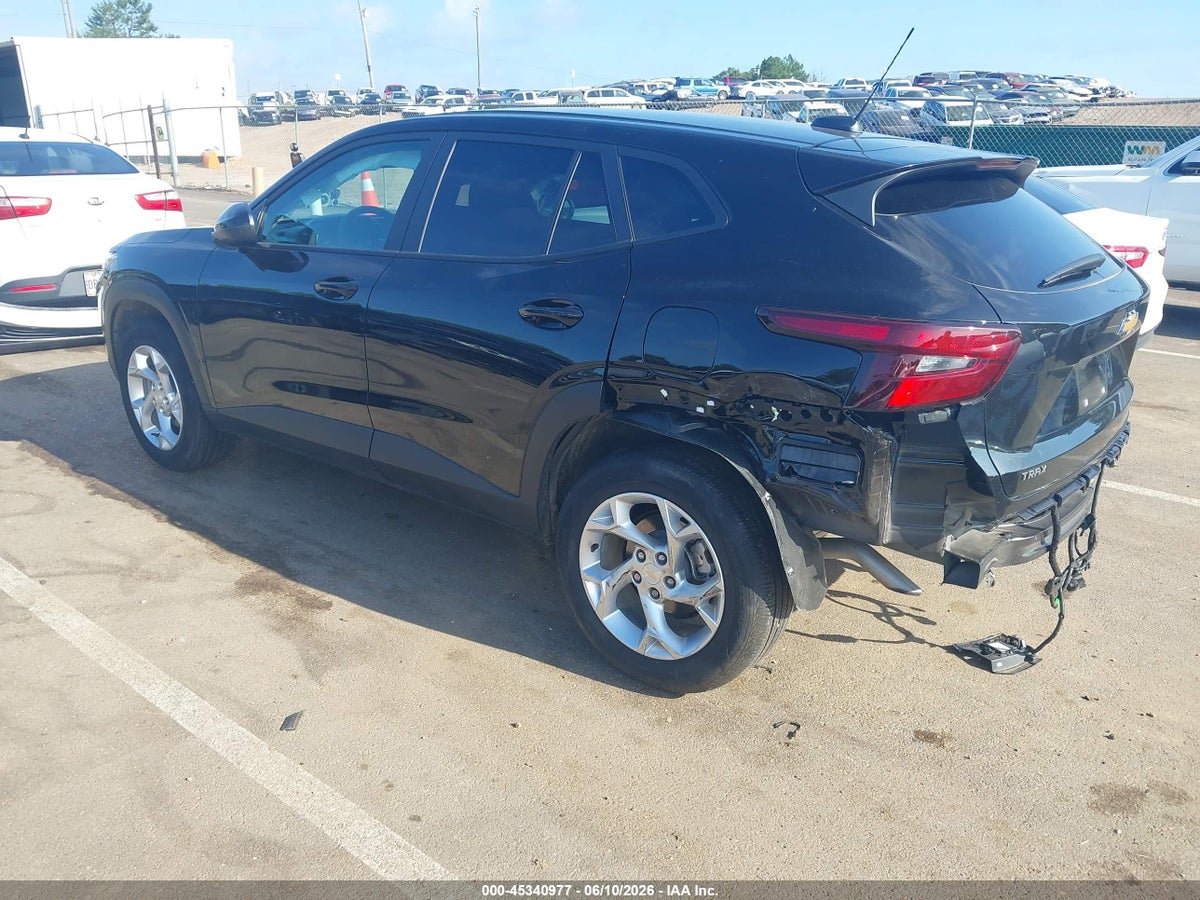 2025 CHEVROLET TRAX FWD LS — снимка 3