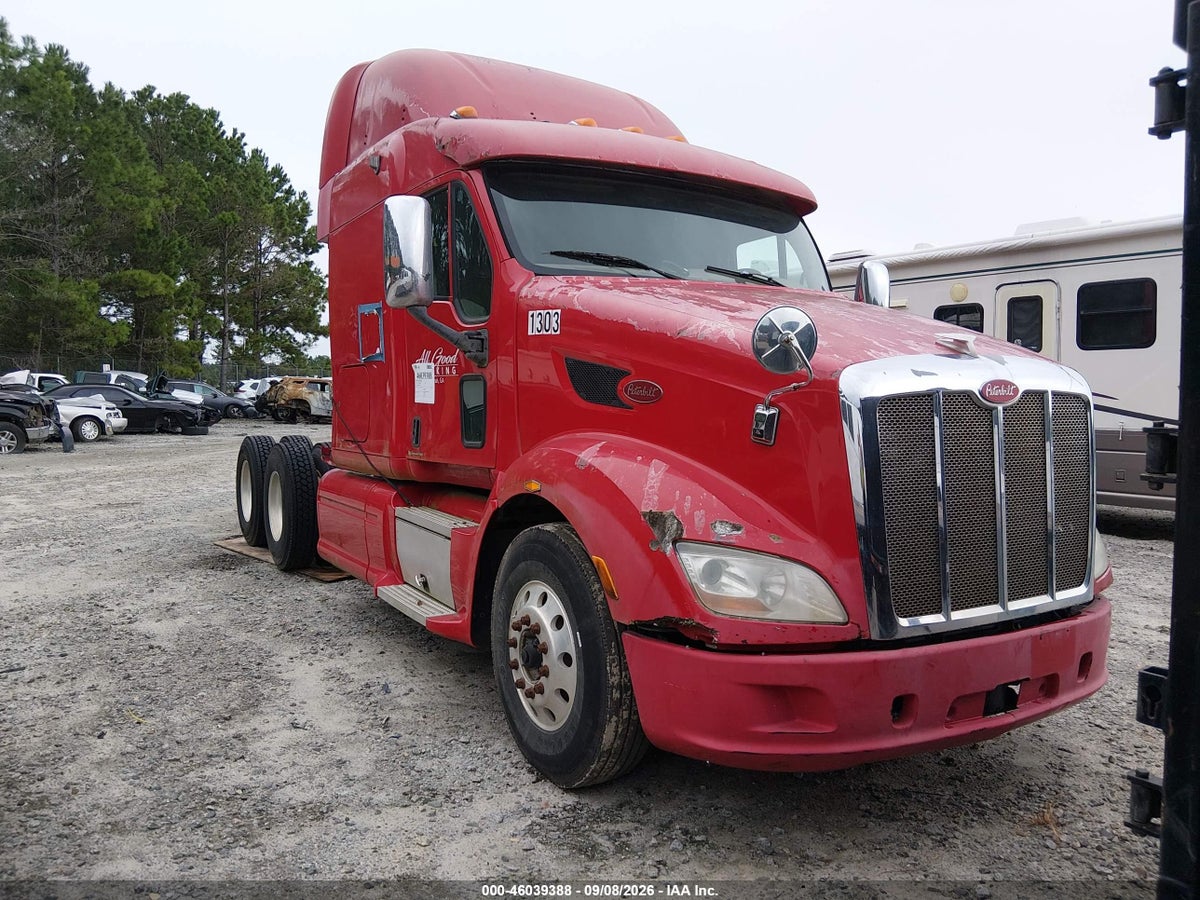 2012 PETERBILT 587