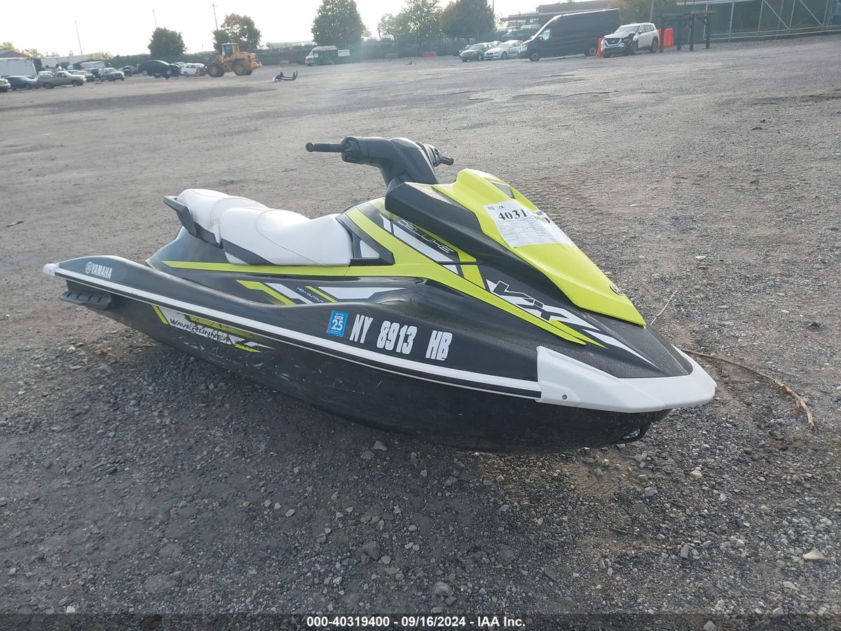 2019 YAMAHA VX DELUXE
