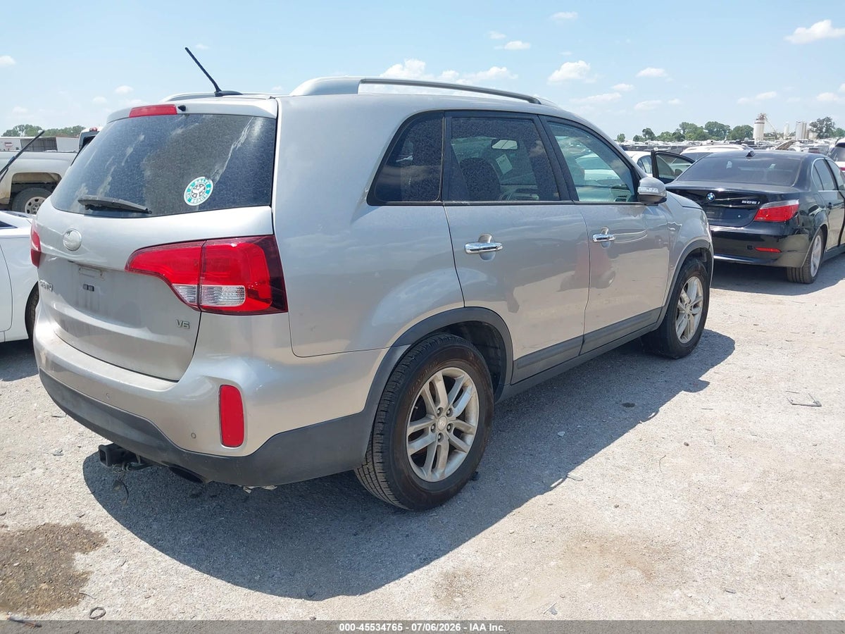 2015 KIA SORENTO LX V6 — снимка 4