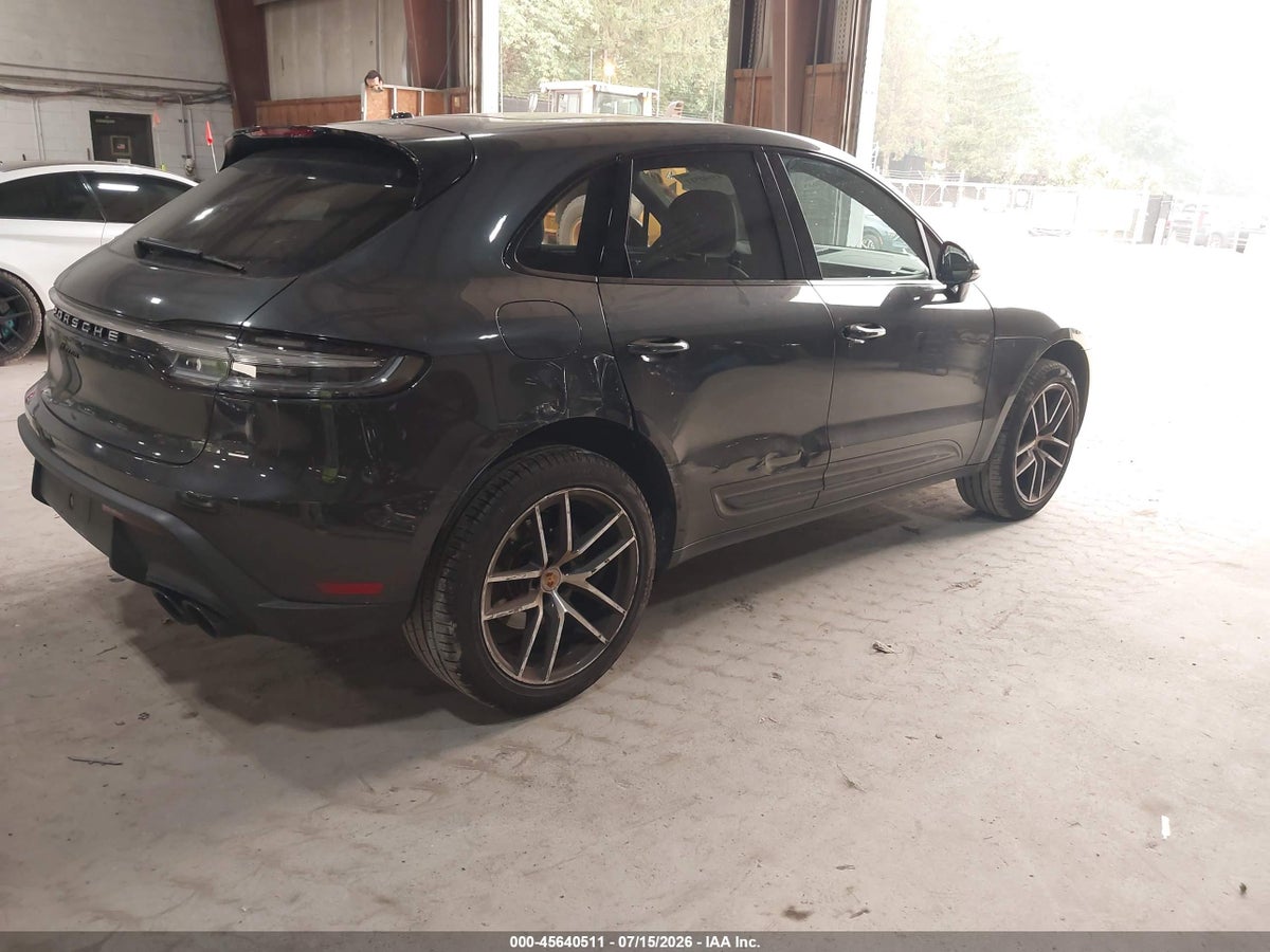 2025 PORSCHE MACAN T — снимка 4