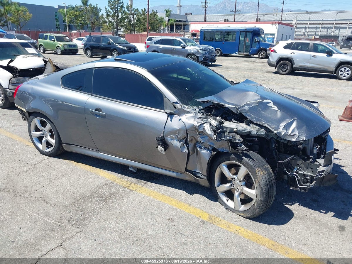 2012 INFINITI G37 JOURNEY