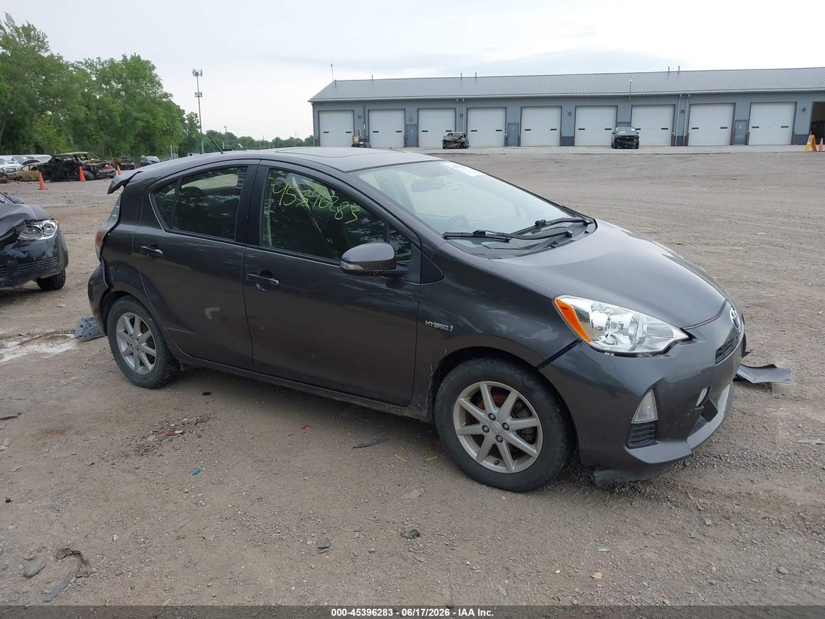 2014 TOYOTA PRIUS C THREE