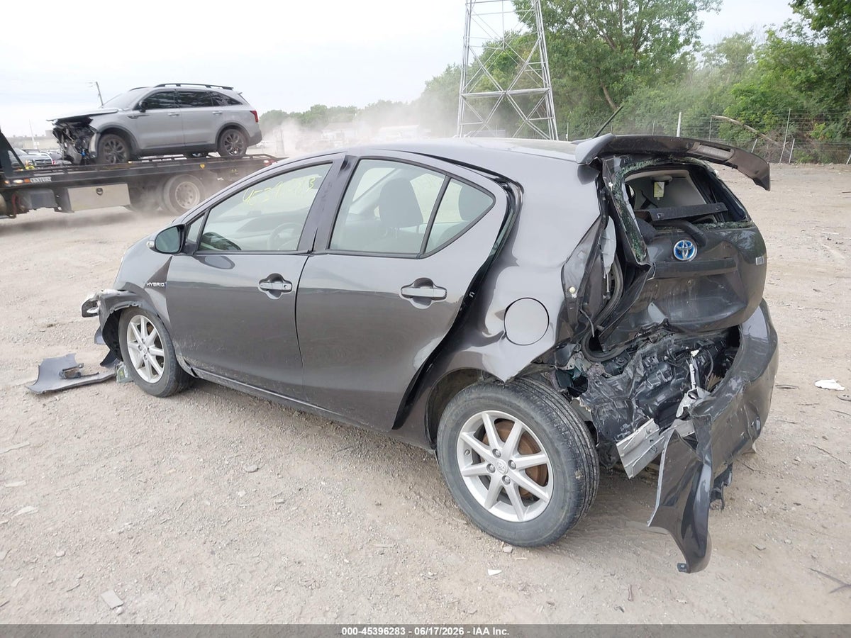 2014 TOYOTA PRIUS C THREE — снимка 3